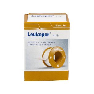 ESPARADRAPO HIPOALERGICO LEUKOPOR PAPEL  5 X 2,5 CM